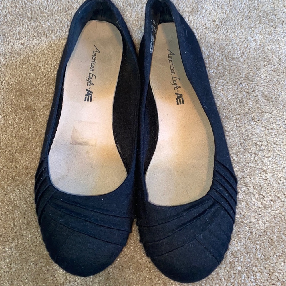 American Eagle Black flats